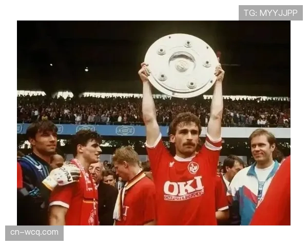 杜维卡斯先开纪录 斯特凡进球锁定胜局