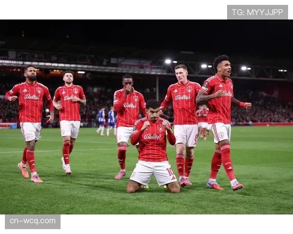 拜仁慕尼黑3-1逆转圣保利，迪亚斯传射建功补时锁定胜局