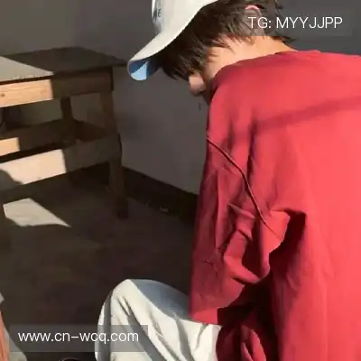唐静
